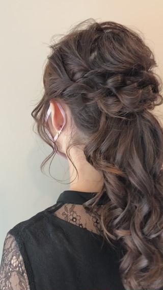 結婚式ヘアセット
ポニーテール 