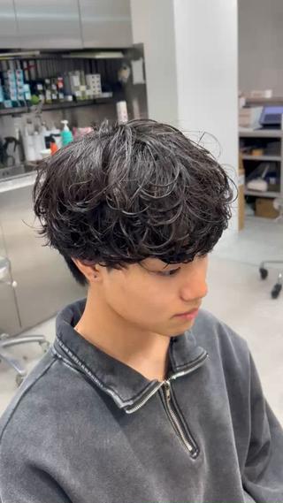 パーマ パーマカラー支持⭕️ 春山凜乃介のヘアスタイル