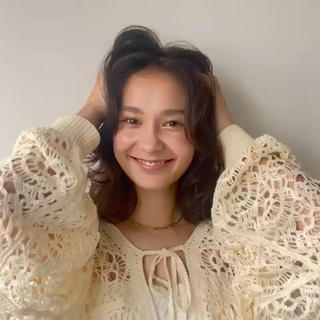 ミディアム パーマ ㅤㅤㅤㅤㅤㅤㅤㅤㅤㅤ 彩衣のヘアスタイル