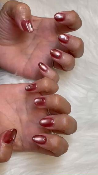 指を動かす度にキラキラ動くマグネット⟡.·*.
#マグネットネイル