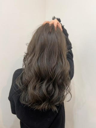 ロング カラー soelle Hanaのヘアスタイル