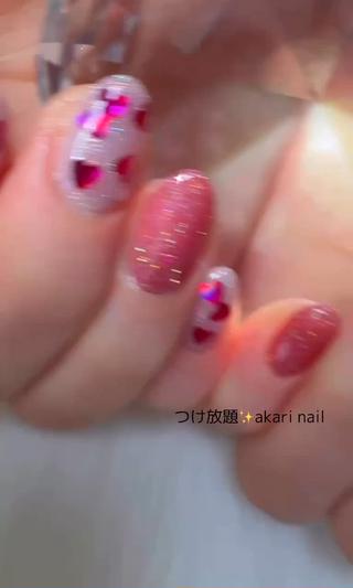 大人気!ハートホロネイル