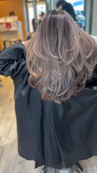ロング レイヤーカット TAIKIのヘアスタイル