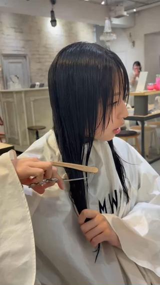 ロングヘアからバッサリカット
イメチェンもお任せください