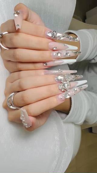 ネイル ユキ Ｎailsのネイルデザイン