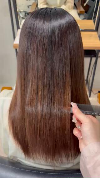 ロング 長代 結日香のヘアスタイル