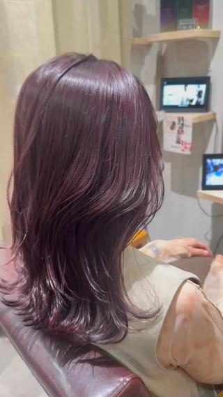 セミロング ayaka 縮毛矯正レイヤーのヘアスタイル
