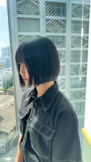 ミディアム ブリーチなし/レイヤ ー特化🌈Tommyのヘアスタイル