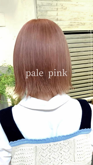 ショート カラー ハイトーン🤍 古江 実夢のヘアスタイル