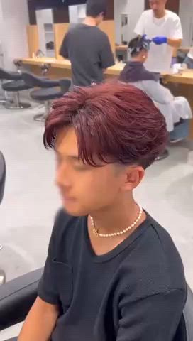 当日予約OK

透明感カラー × 髪質改善で、  
色味も艶感もどっちも叶えられます
ワンカラーと同時にうる艶ヘアへ️ 
