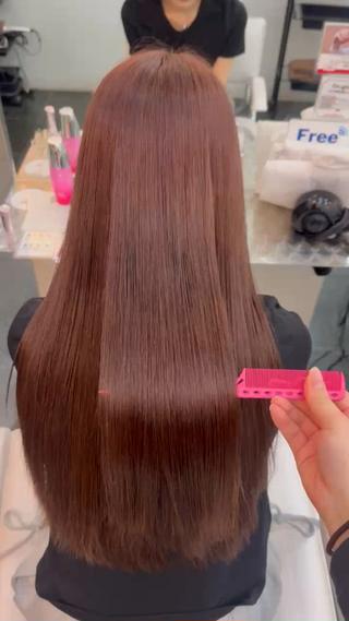 ロング カラー 透明感カラー💎 岩崎美優のヘアスタイル