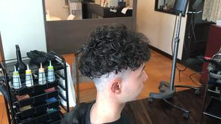 ショート パーマ メンズ 早川 太貴のヘアスタイル