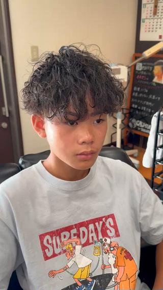 ショート パーマ メンズ 早川 太貴のヘアスタイル