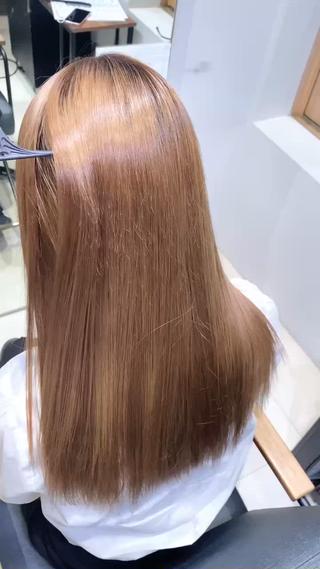 ミディアム 井出 くるみのヘアスタイル