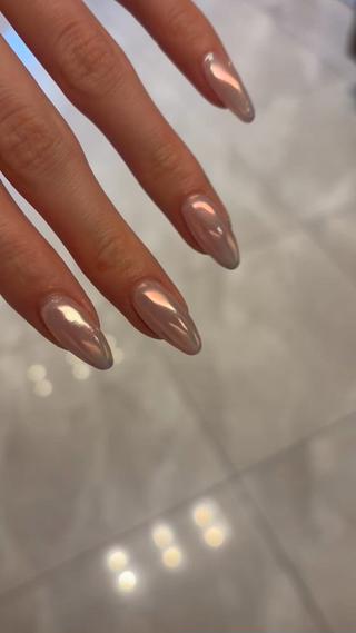 ネイル Mcbunny ［東天満］💅のネイルデザイン