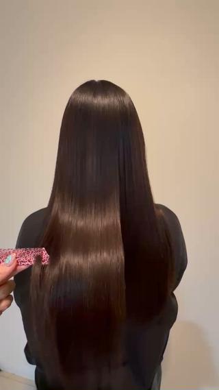艶マロンブラウンにウルトワTRで冬の乾燥に負けない艶サラロングヘアーに