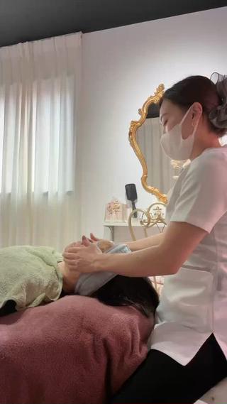 お肌悩みに合わせてハーブピーリング透明感UP
