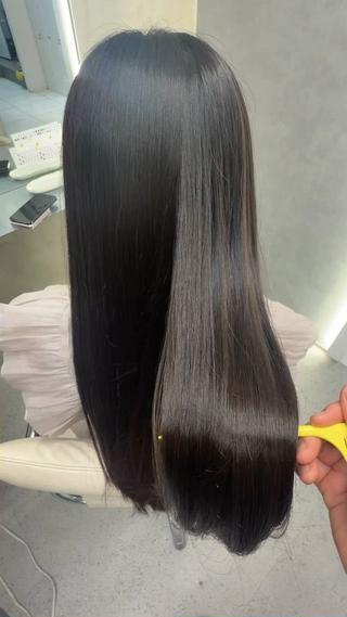 ロング 松山 琳音菜のヘアスタイル