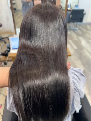 ロング Agu.店長 SAKI WADAのヘアスタイル