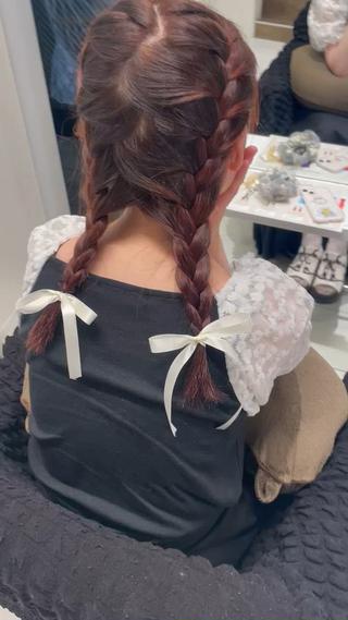 ロング カラー yuzuna ハイトーン 天神のヘアスタイル