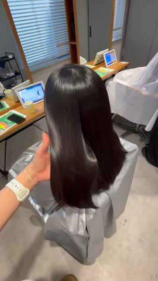 ロング パーマ ヘアアレンジ 小國 綾かのヘアスタイル