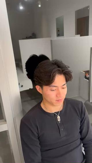パーマ メンズ 岩本 翔夢のヘアスタイル