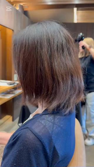 お客様にあった髪型を提案させていただいております!!
僕にお任せください!!!!