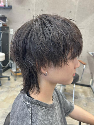 ミディアム パーマ メンズ 💎メンズパーマ特化 メンズのプロ🥇のヘアスタイル