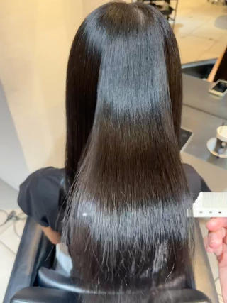 ロング 加藤 みゆのヘアスタイル
