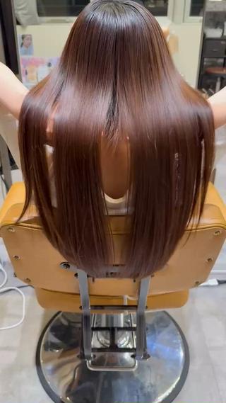 ロング やはらりの/ 酸性ストレートのヘアスタイル
