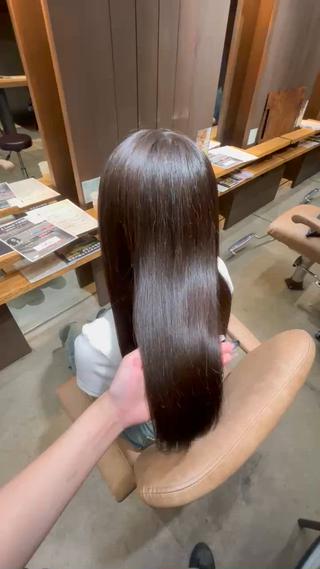 ロング 浅井 さくらのヘアスタイル