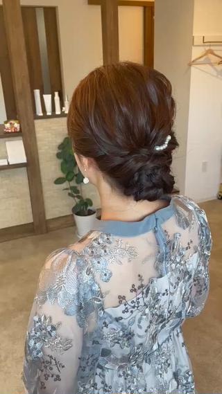 ロング ヘアアレンジ 吉本 美希のヘアスタイル