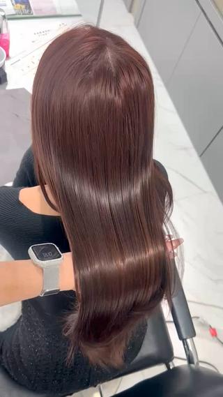 カラー ❤︎REIKA❤︎ ブリーチなしWカラーのヘアスタイル