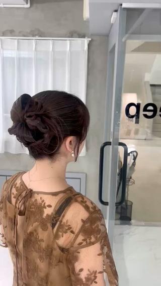 ヘアアレンジ ❤︎REIKA❤︎ ブリーチなしWカラーのヘアスタイル