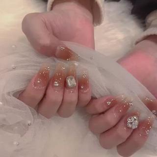 ネイル Tinaネイル 難波のネイルデザイン