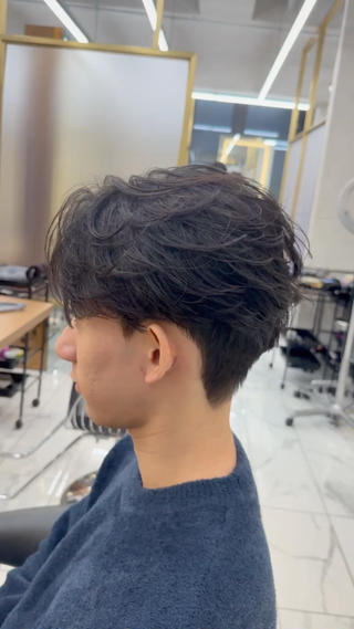 #曲がる縮毛矯正 #縮毛矯正フェザー #センターパート #メンズ縮毛矯正 #フェザーパーマ
