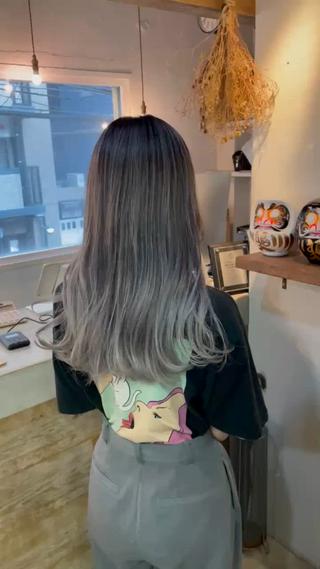カラー 岩佐 怜のヘアスタイル