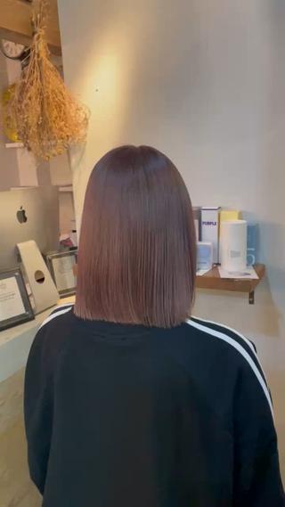 カラー 岩佐 怜のヘアスタイル