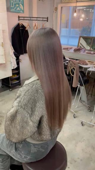 カラー 岩佐 怜のヘアスタイル