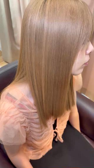 ロング パーマ tuuli トゥーリのヘアスタイル