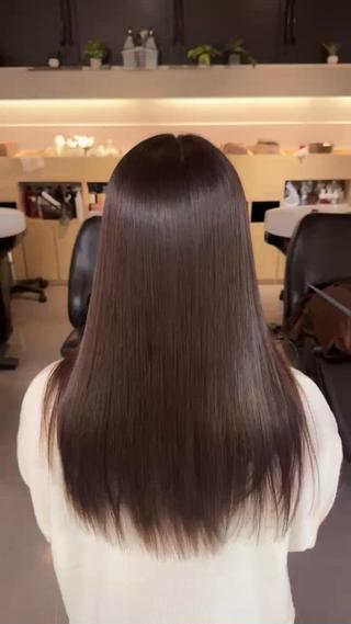 ロング 福岡縮毛矯正 ブリーチなしカラーのヘアスタイル