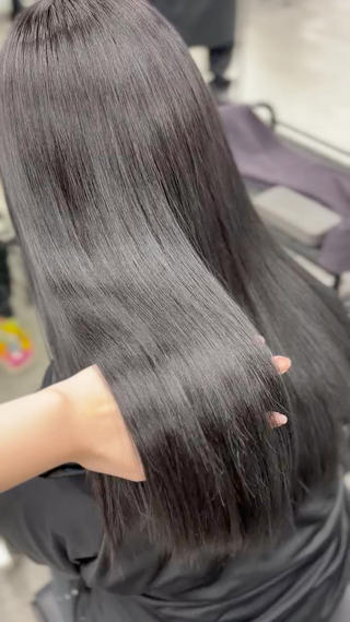 セミロング カラー ヘアアレンジ 🌈くれは🎨デザイ ン🌟ダメージレスのヘアスタイル