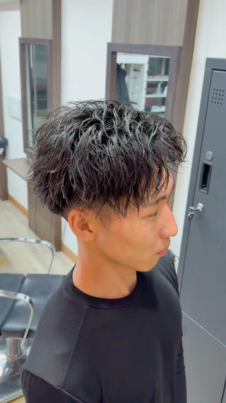 カット+ツイストスパイラルパーマ 