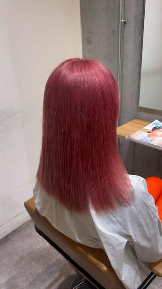 中間の残留に合わせて少し濃いめのピンク!!‪

2bleach+ FLOWDIA treatment   