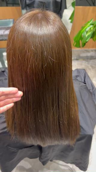 セミロング いたがき ひであきのヘアスタイル
