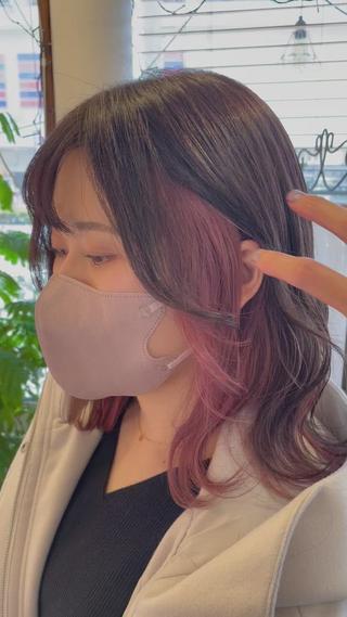 ミディアム カラー インナーカラー 推し ブリーチ  髪質改善のヘアスタイル