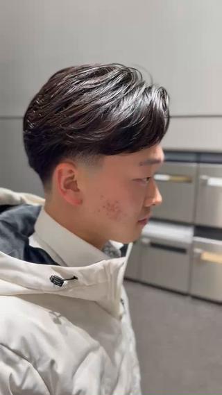 ショート 木下 翼のヘアスタイル