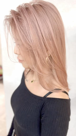 #ダブルカラー #インナーカラー #ハイライト #ケアブリーチ #リタッチ #カラーモデル #イルミナカラー #クオルシアカラー #アディクシーカラー #シールエクステ #エクステ #イヤリングカラー #バレイヤージュ #シャドールーツ #エアタッチ