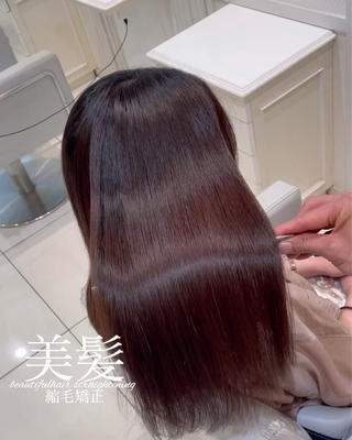 セミロング 【美髪特化・ 髪質改善】　古橋 晃のヘアスタイル