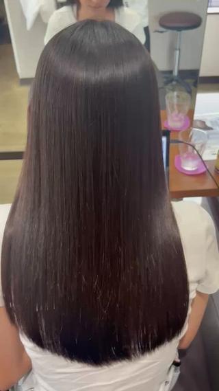 ロング 中島 万凜のヘアスタイル